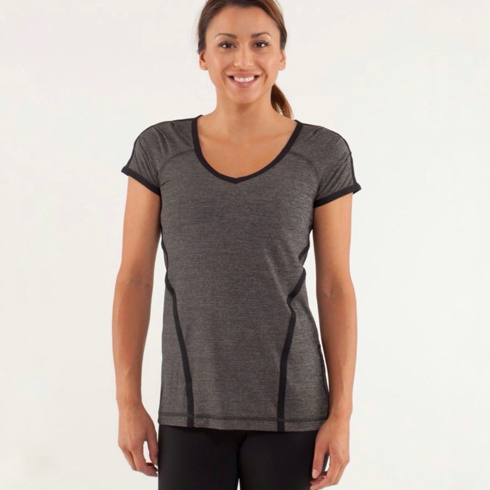 Lululemon Run Team Spirit Short Sleeve Ruffle Details Cut-out Back Top